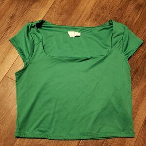 Live The Moment Green Halter Top Cropped  Sleeveless Women's Shirt Sz M
